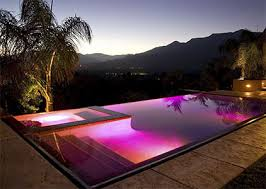 Per què posar llums Led a la teva piscina?