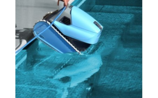¿Qué ventajas tiene un robot para limpiar las piscinas?